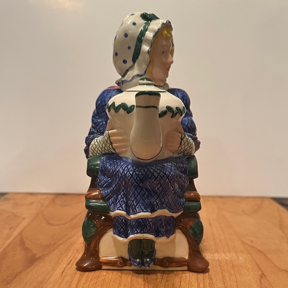 Vintage Dept 56 two sisters tea/coffee pot with four cups - Picture 5 of 16